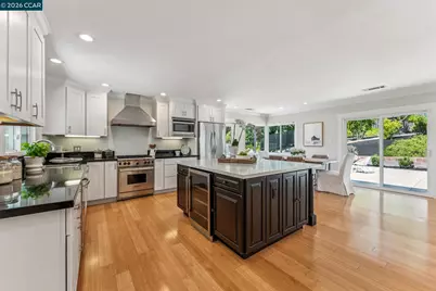 414 Castello Rd, Lafayette, CA 94549 - Photo 24