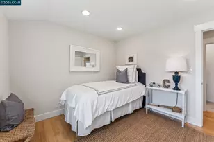 414 Castello Rd, Lafayette, CA 94549 - Photo 38