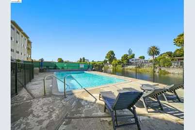2137 Otis Dr #315, Alameda, CA 94501 - Photo 32