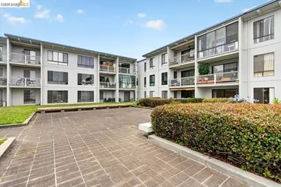 6 Captain Dr #236, Emeryville, CA 94608 - Photo 1