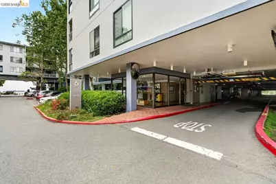 6 Captain Dr #236, Emeryville, CA 94608 - Photo 2
