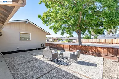 1418 Bluebell Dr, Livermore, CA 94551 - Photo 8