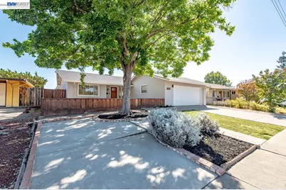 1418 Bluebell Dr, Livermore, CA 94551 - Photo 4