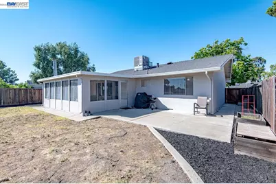 1418 Bluebell Dr, Livermore, CA 94551 - Photo 38