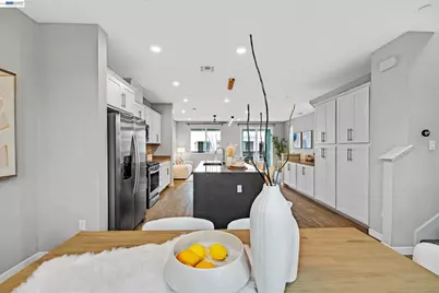 24221 2nd St, Hayward, CA 94541 - Photo 10