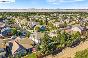 1461 Biarritz St, Tracy, CA 95304 - Photo 58
