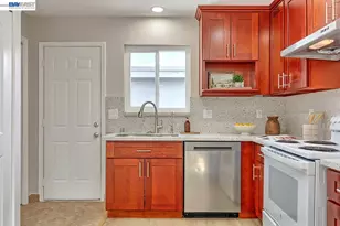 4556 Reyes Dr, Union City, CA 94587 - Photo 12