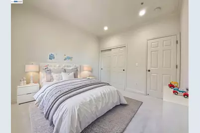 19 Edgewood Pl, Belmont, CA 94002 - Photo 16