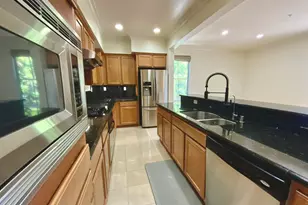 19 Edgewood Pl, Belmont, CA 94002 - Photo 10
