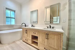 19 Edgewood Pl, Belmont, CA 94002 - Photo 14