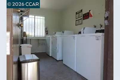 1725 Liberty # 10, El Cerrito, CA 94530 - Photo 22