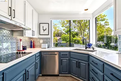3300 Southridge Dr, Richmond, CA 94806 - Photo 14