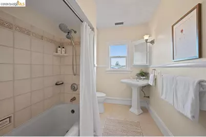 4355 Everett Ave, Oakland, CA 94602 - Photo 32