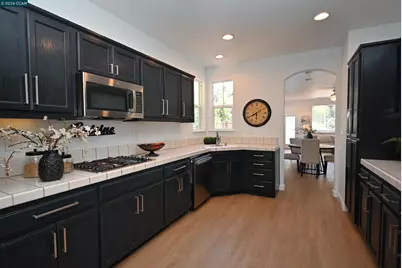 104 Johnson Ln, Martinez, CA 94553 - Photo 30