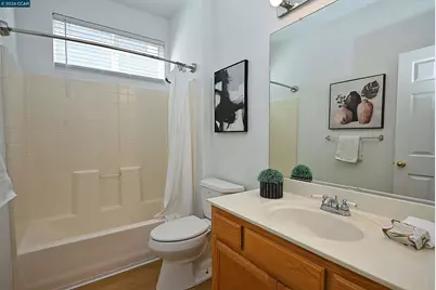 104 Johnson Ln, Martinez, CA 94553 - Photo 14