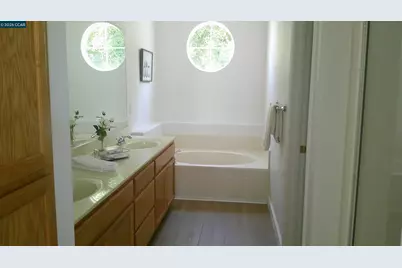 104 Johnson Ln, Martinez, CA 94553 - Photo 46
