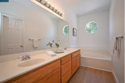 104 Johnson Ln, Martinez, CA 94553 - Photo 10