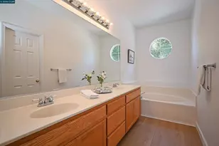 104 Johnson Ln, Martinez, CA 94553 - Photo 10