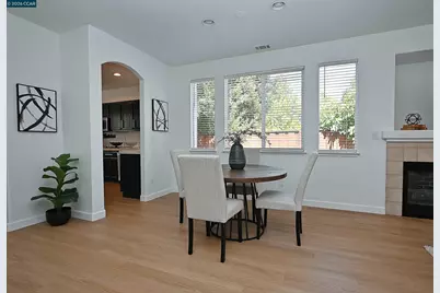104 Johnson Ln, Martinez, CA 94553 - Photo 4