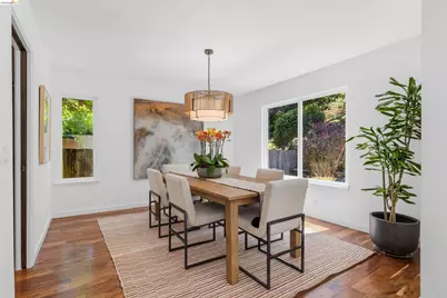 6763 Pinehaven Rd, Oakland, CA 94611 - Photo 12