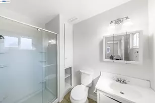 2049 Rosedale Dr, San Pablo, CA 94806 - Photo 10