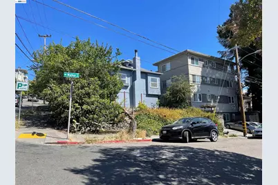 770 Walker Ave, Oakland, CA 94610 - Photo 2