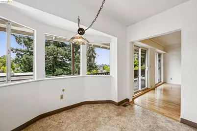 1120 Warfield Ave, Piedmont, CA 94610 - Photo 6