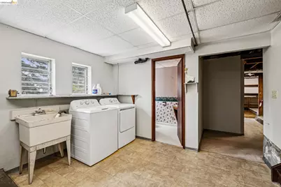 1120 Warfield Ave, Piedmont, CA 94610 - Photo 10