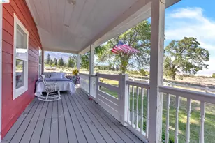 452 US Hwy 395, Milford, CA 96121 - Photo 4