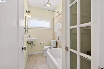 753 Warfield Ave, Oakland, CA 94610 - Photo 8
