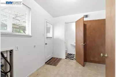 3836-3838 Dubac Way, Sacramento, CA 95864 - Photo 8