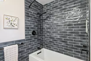 1151 58th Ave, Oakland, CA 94621 - Photo 24