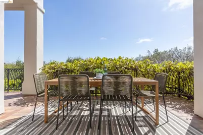 6181 Contra Costa Rd, Oakland, CA 94618 - Photo 74