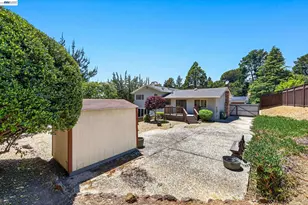 5775 Cold Water Dr, Castro Valley, CA 94552 - Photo 30