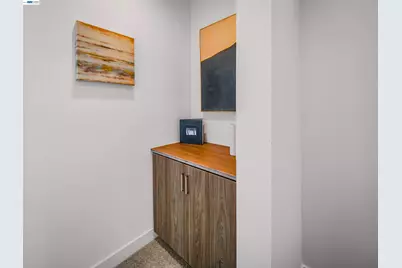 2309 Myrtle St, Oakland, CA 94607 - Photo 40