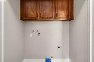 1303 Crane Dr, Suisun City, CA 94585 - Photo 22