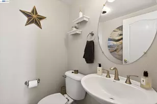 352 Casselino Dr, San Jose, CA 95136 - Photo 38