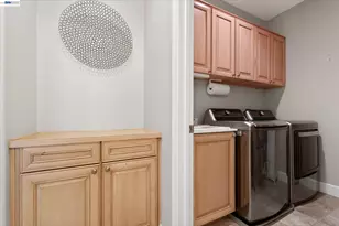 352 Casselino Dr, San Jose, CA 95136 - Photo 36