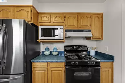 1987 San Rafael St, San Leandro, CA 94577 - Photo 20