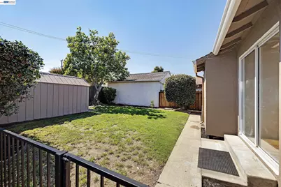 1987 San Rafael St, San Leandro, CA 94577 - Photo 8