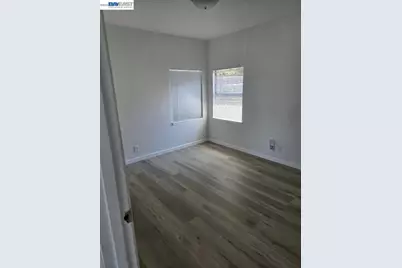 21003 Foothill Blvd, Hayward, CA 94541 - Photo 8