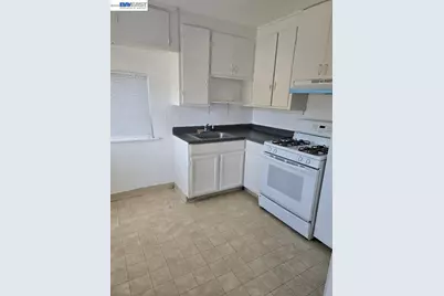 21003 Foothill Blvd, Hayward, CA 94541 - Photo 6