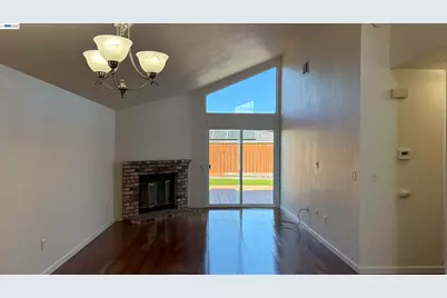 774 Fairfax Ct., Fairfield, CA 94534 - Photo 2