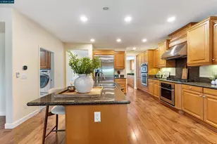 2151 Carmenere St, Danville, CA 94506 - Photo 18