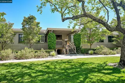 1601 Canyonwood Ct #8, Walnut Creek, CA 94595 - Photo 2