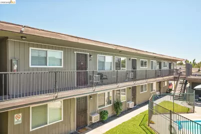 1017 H St, Antioch, CA 94509 - Photo 4