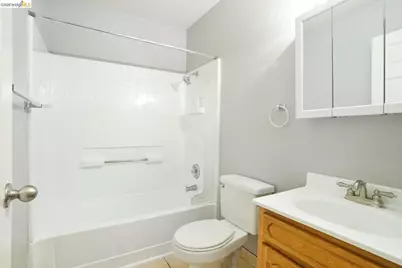 1017 H St, Antioch, CA 94509 - Photo 16