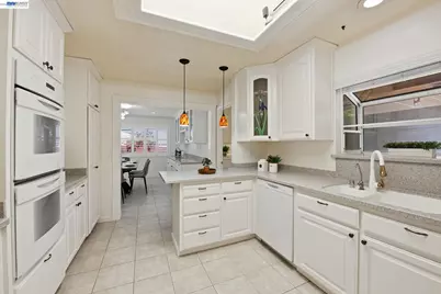 42447 Paseo Padre Pkwy, Fremont, CA 94539 - Photo 20