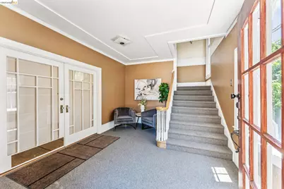 455 Lagunitas Ave, Oakland, CA 94610 - Photo 6