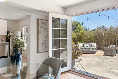 455 Lagunitas Ave, Oakland, CA 94610 - Photo 40